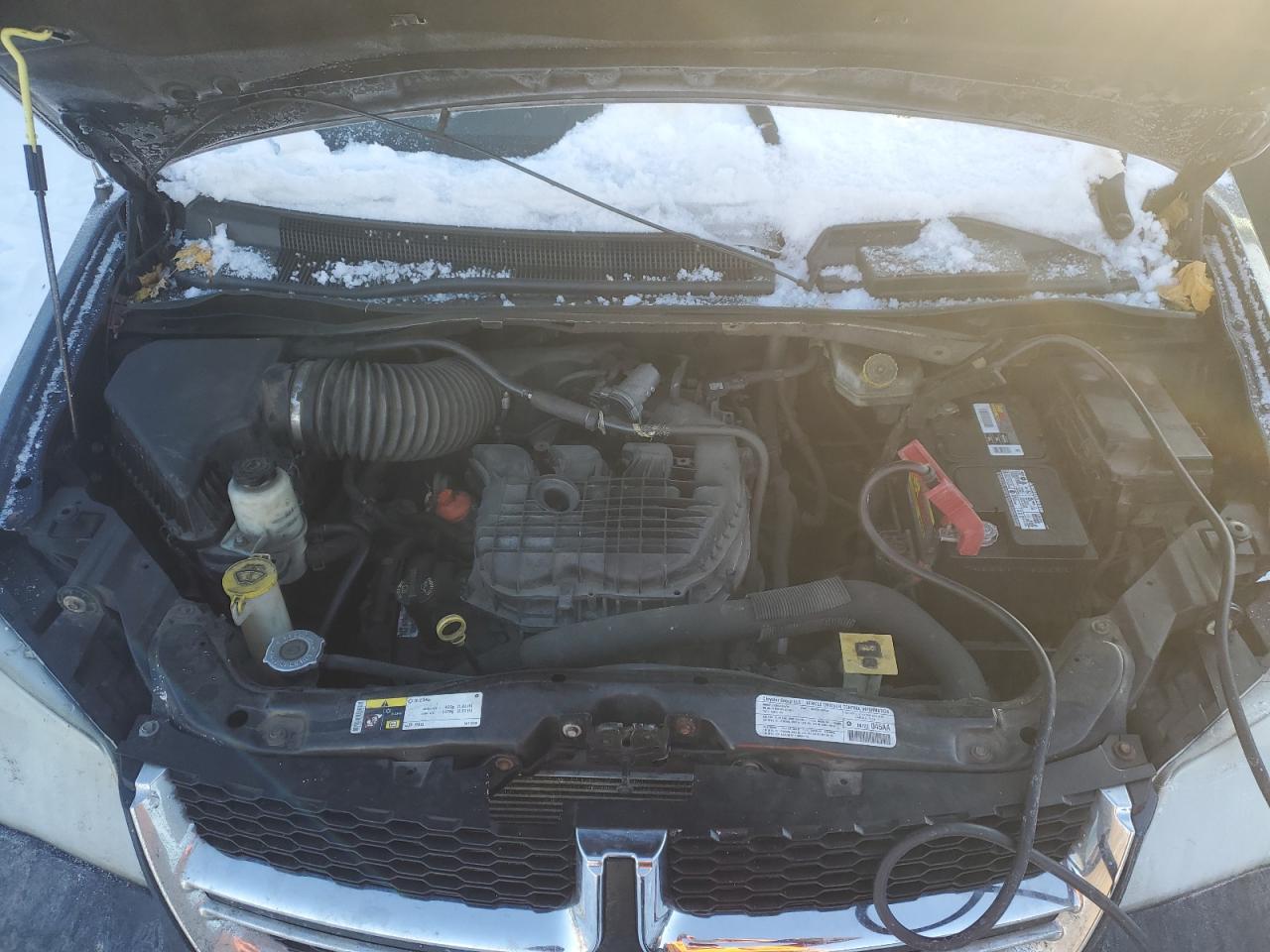 2013 Dodge Caravan - Image 12