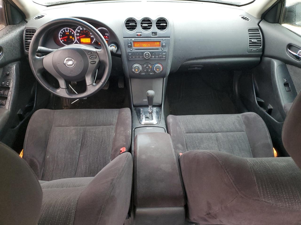 2012 Nissan Altima - Image 8