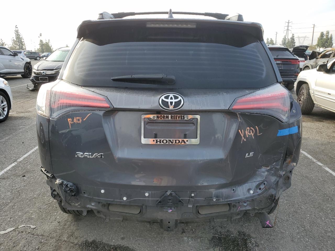 JTMZFREV6HD092959 TOYOTA RAV4 2017