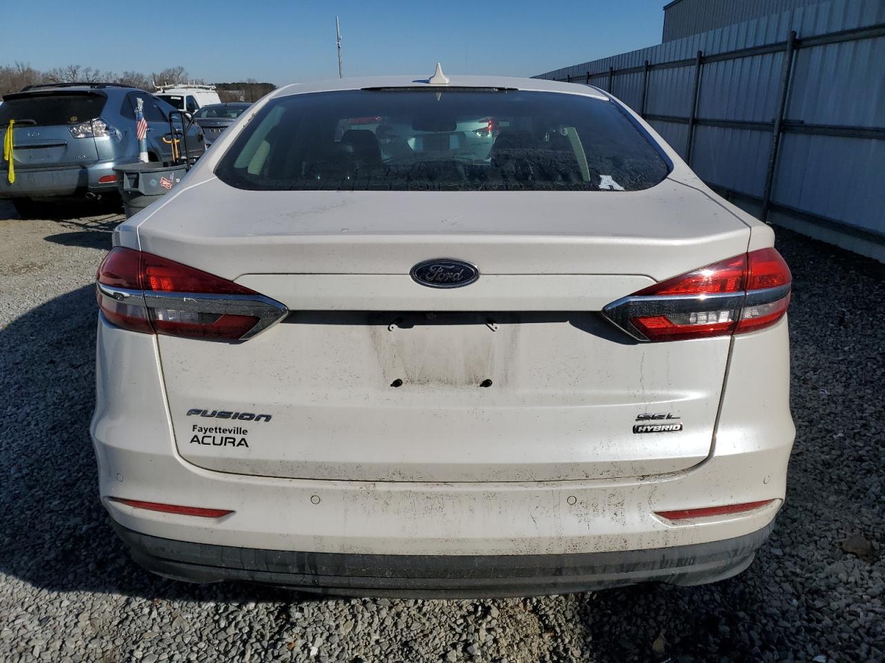 2020 Ford Fusion - Image 6