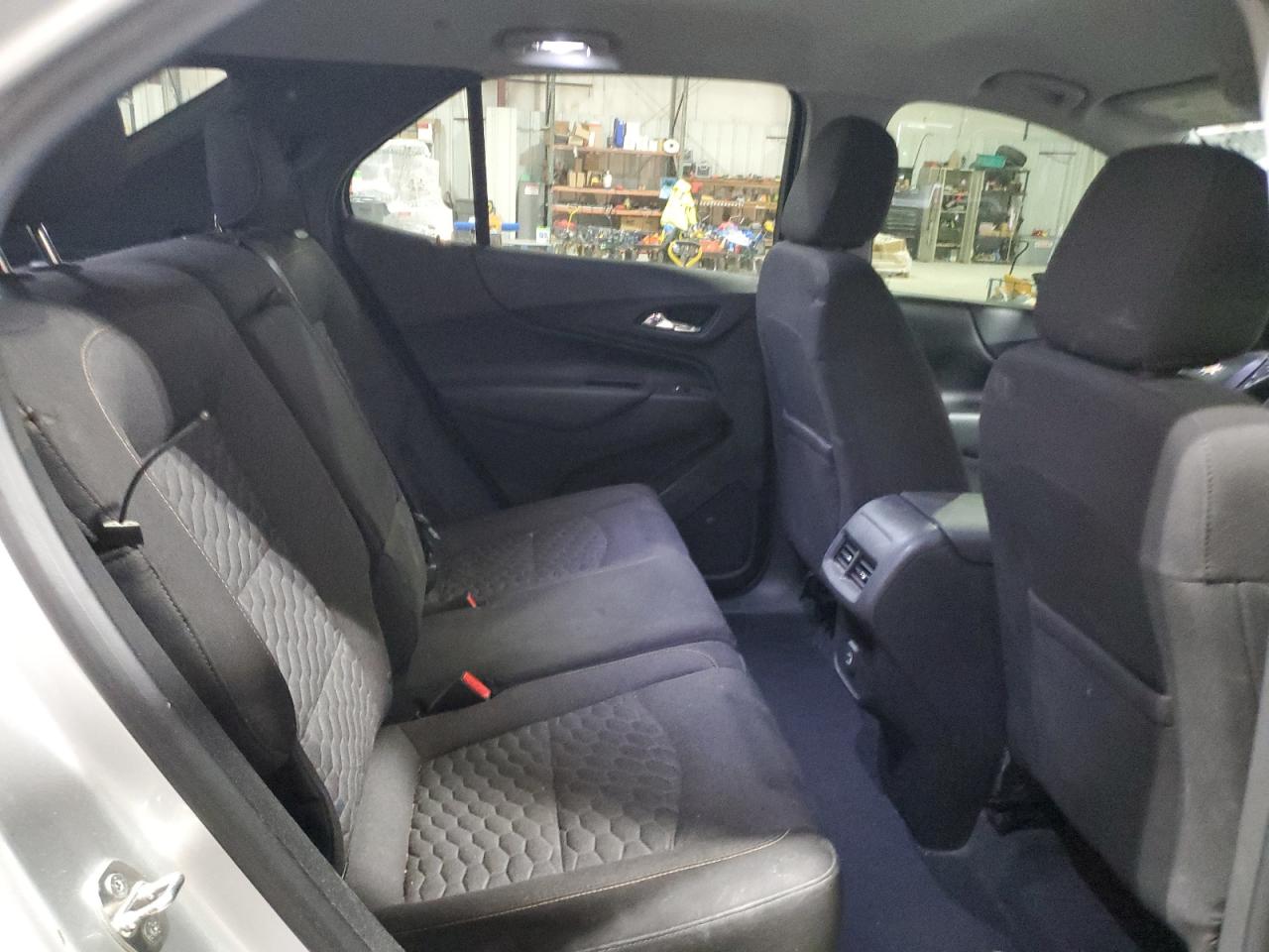 2020 Chevrolet Equinox - Image 11