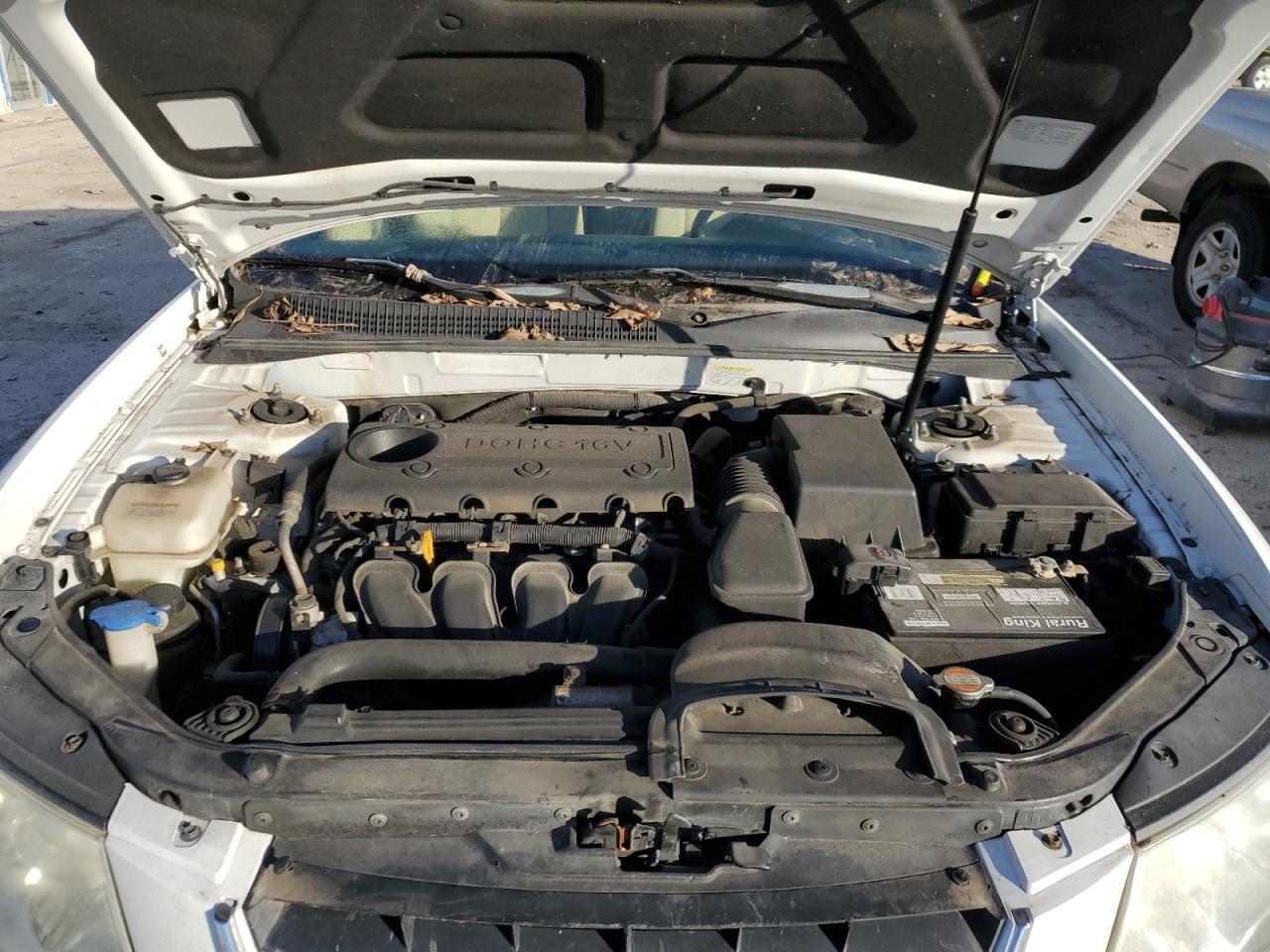 2009 Hyundai Sonata - Image 11