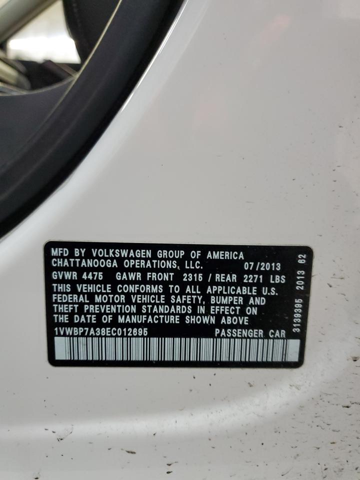 2014 Volkswagen Passat - Image 13
