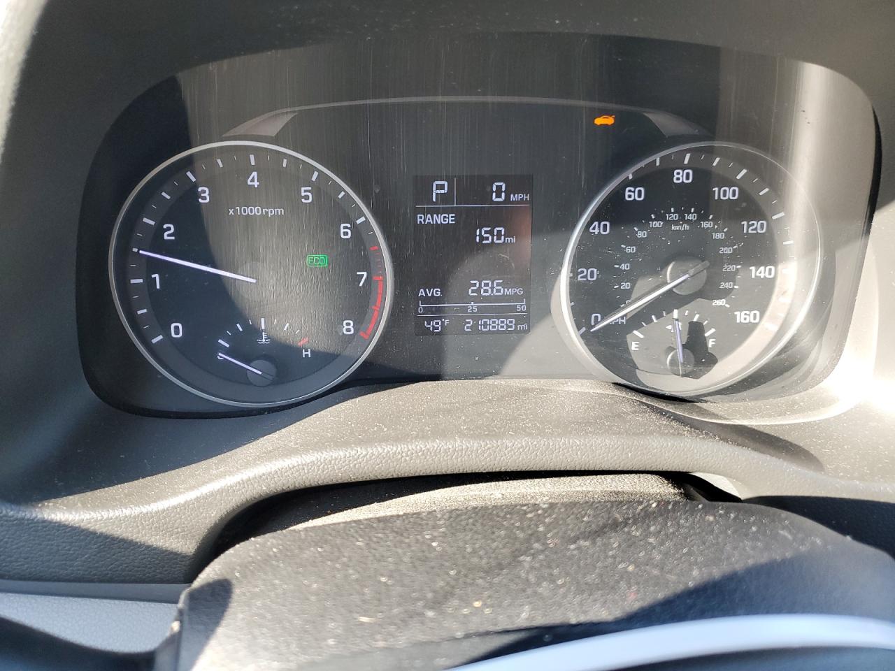 2018 Hyundai Elantra - Image 9