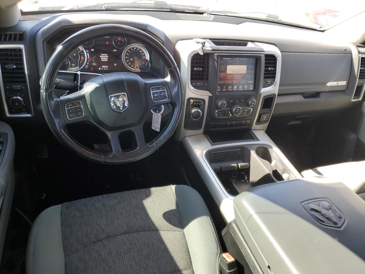 2016 RAM 1500 - Image 8