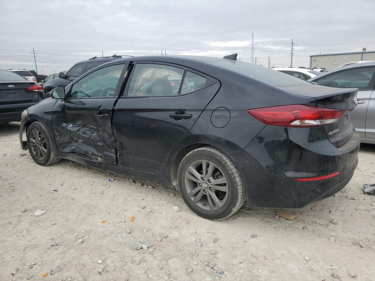 2018 Hyundai Elantra - Image 2