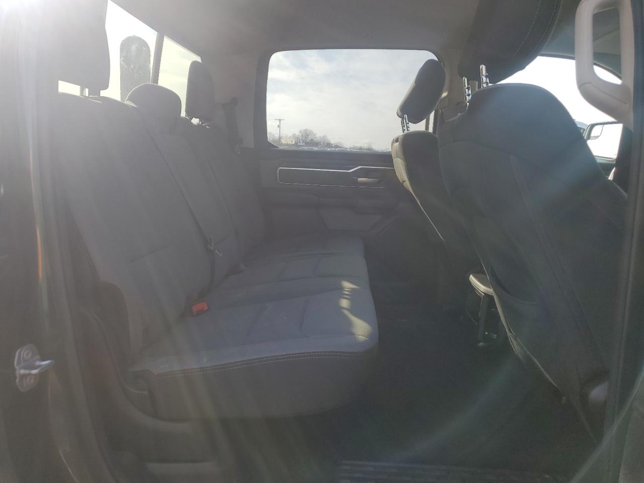 2019 RAM 1500 - Image 10