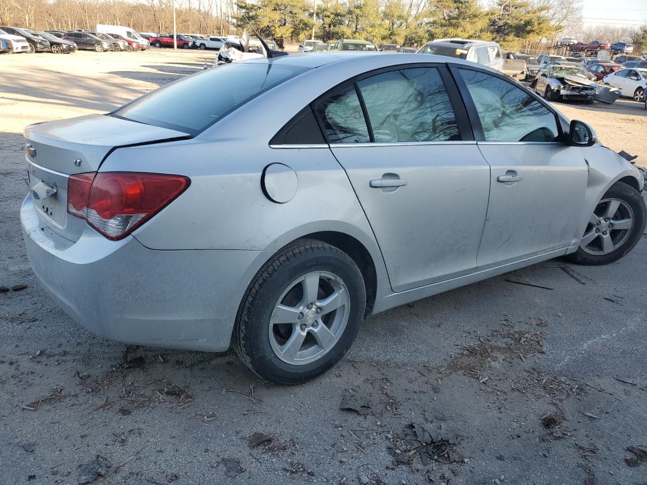 2014 Chevrolet Cruze - Image 3