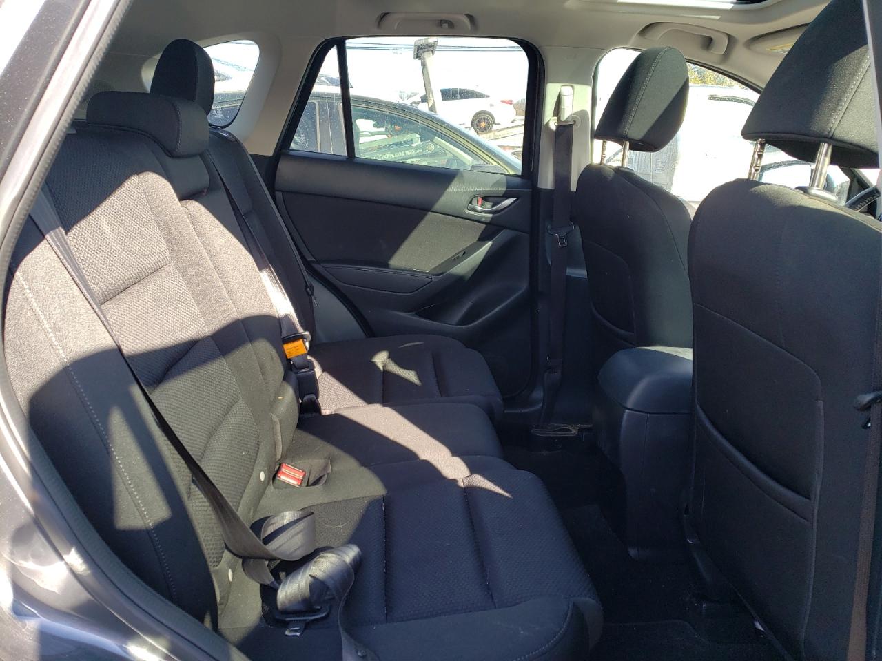 2016 Mazda CX-5 - Image 11