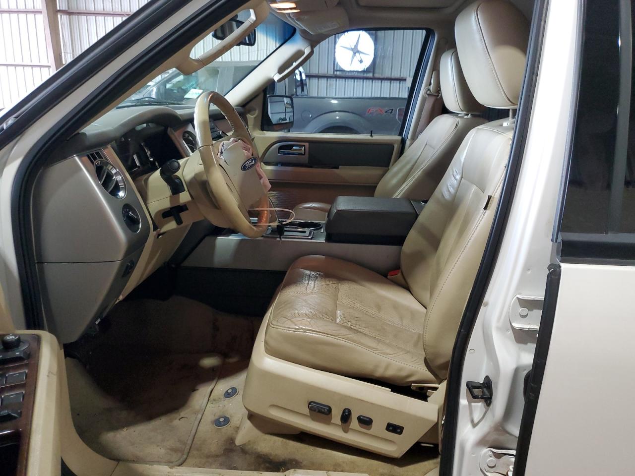 2013 Ford Expedition - Image 7