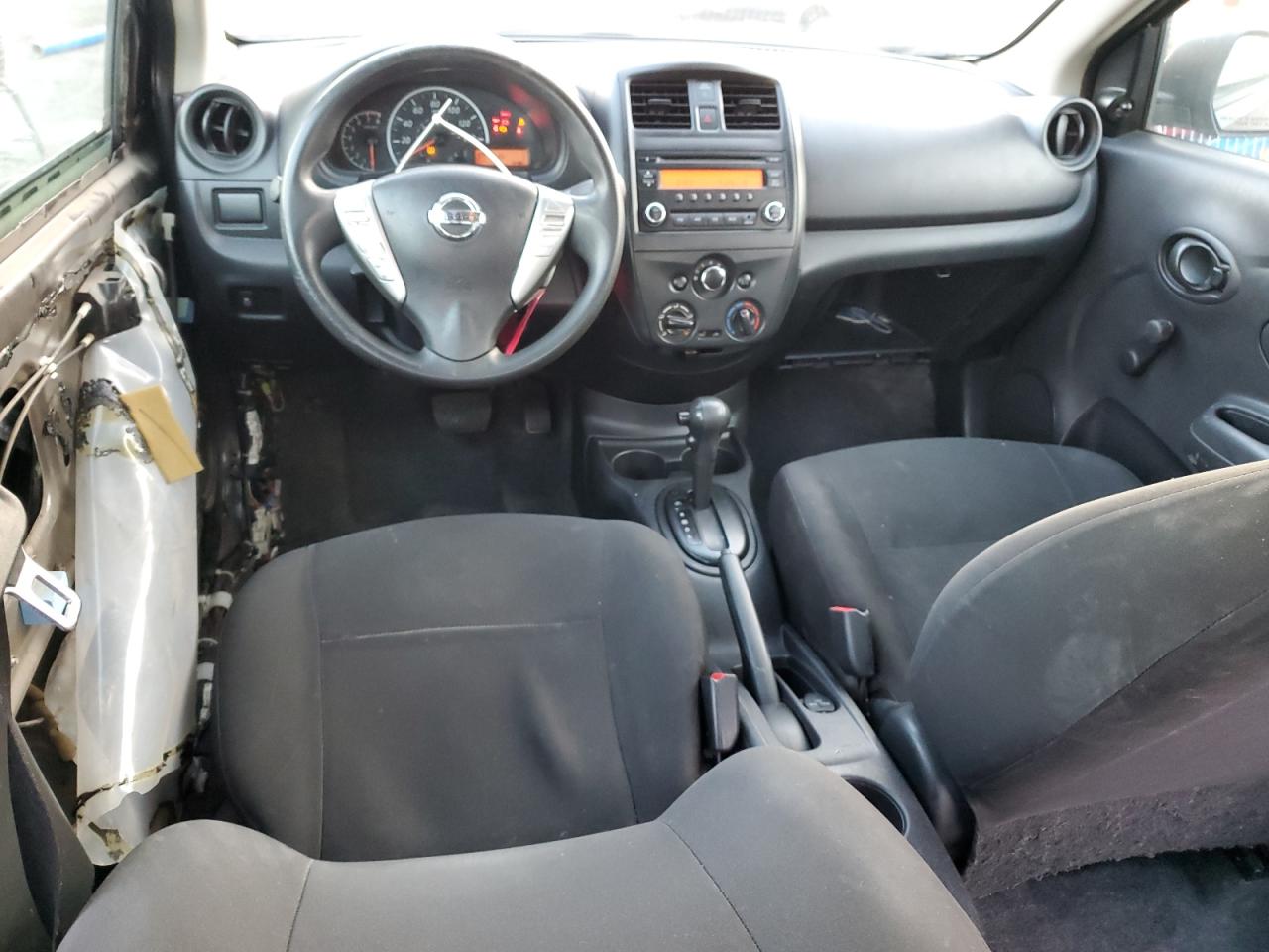 2015 Nissan Versa - Image 8