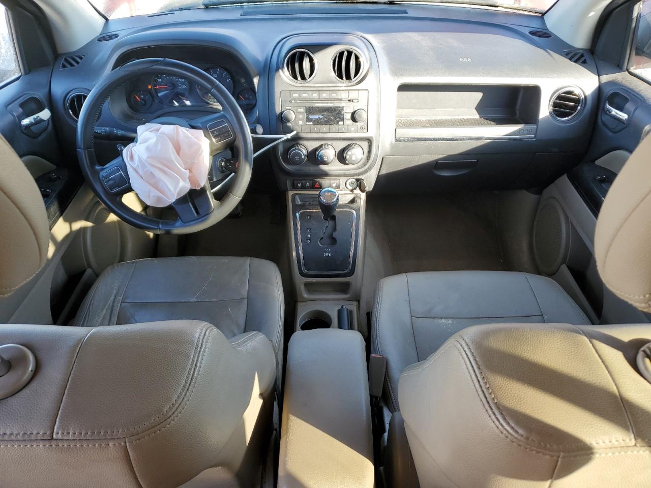 2012 Jeep Compass - Image 8