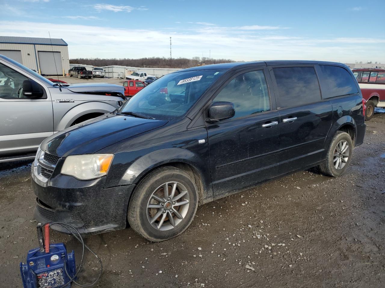 2014 Dodge Caravan - Image 1