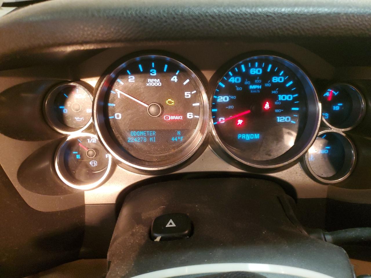 2011 Chevrolet Silverado - Image 9