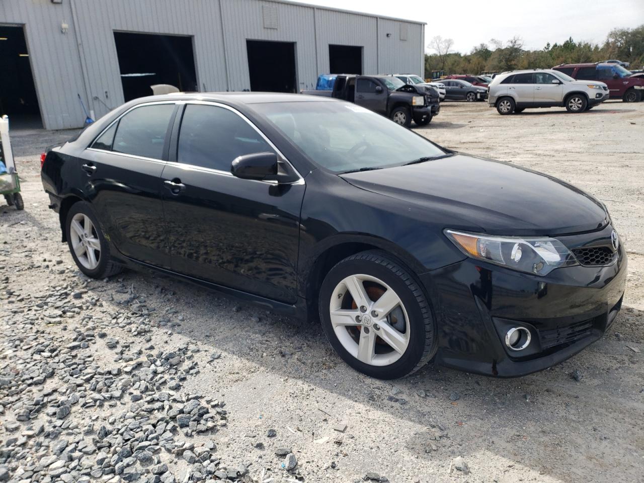 2013 Toyota Camry - Image 4