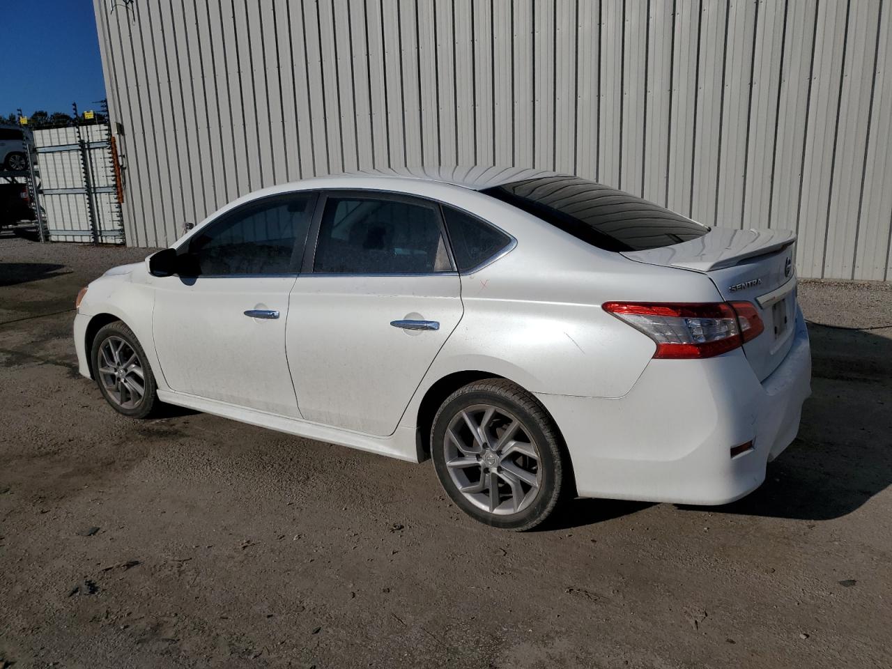 2014 Nissan Sentra - Image 2