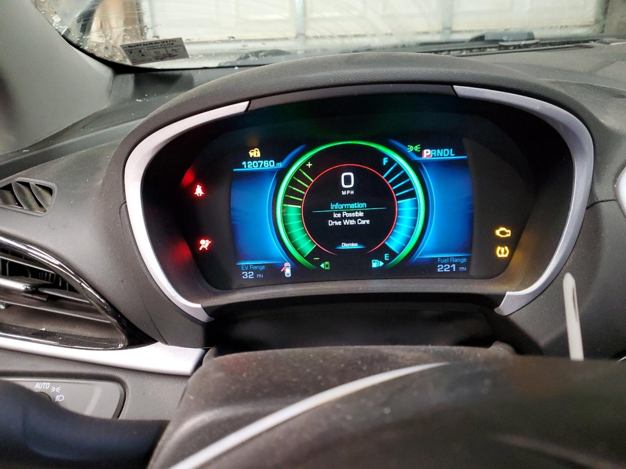 2017 Chevrolet Volt - Image 9
