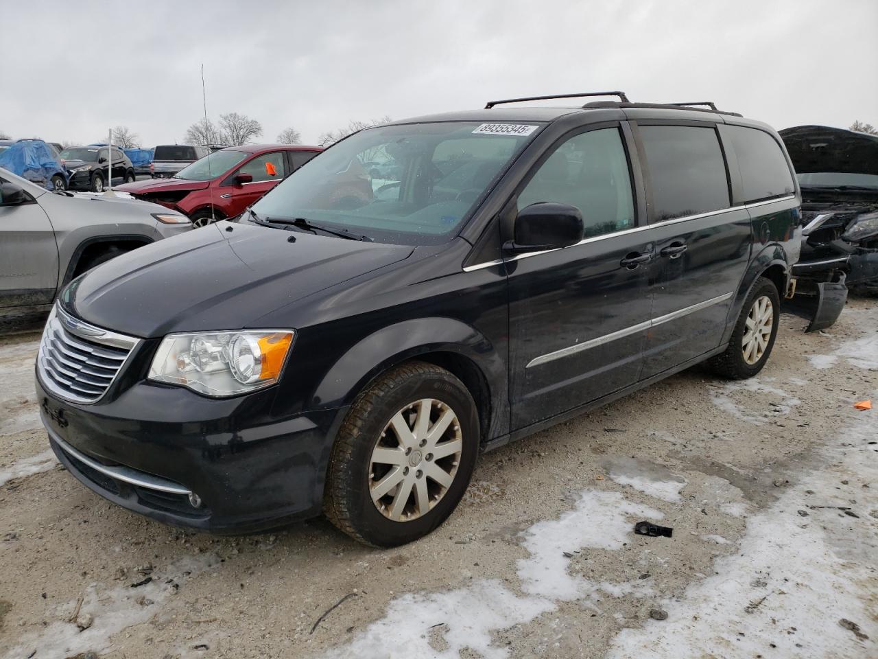 2015 Chrysler Town & Country - Image 1