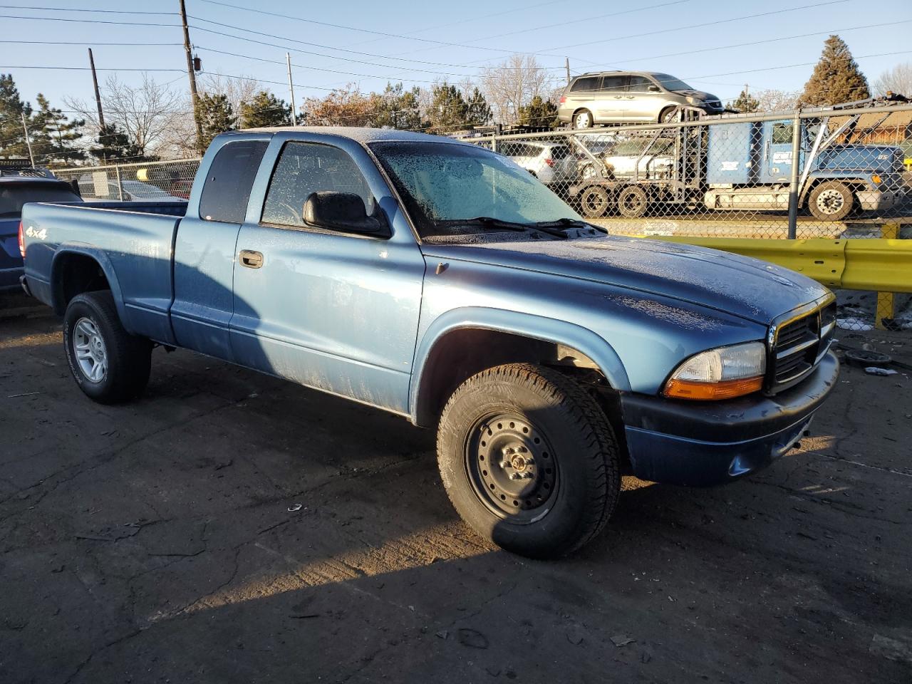 2004 Dodge Dakota - Image 4