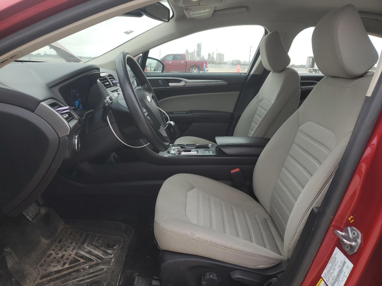 2020 Ford Fusion - Image 7