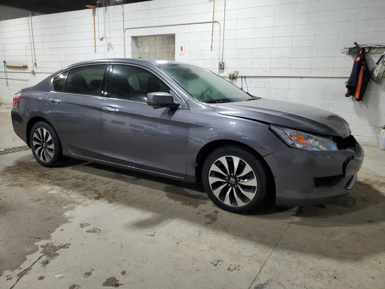 2015 Honda Accord - Image 4