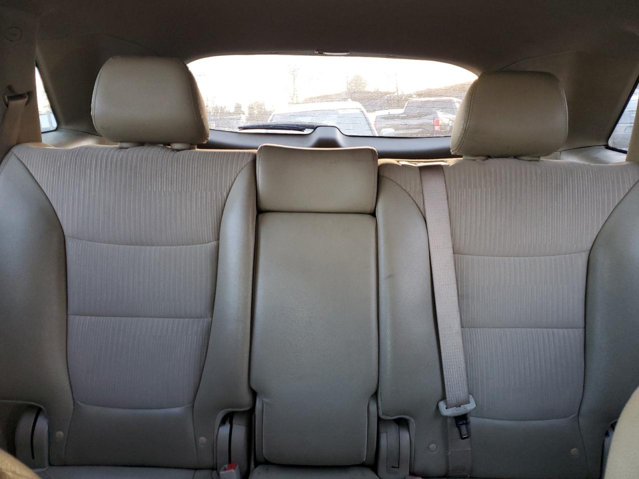 2011 Kia Sorento - Image 10