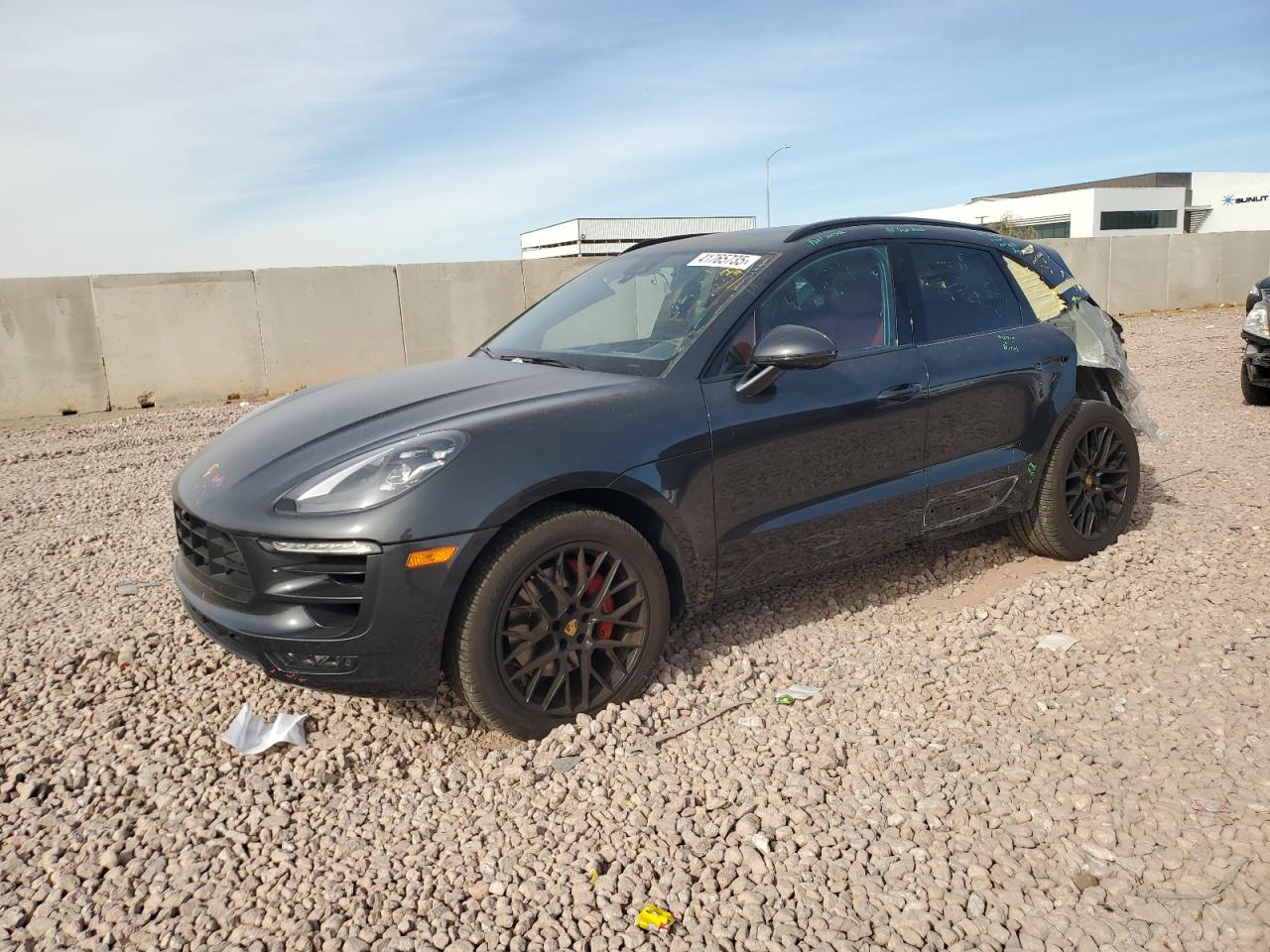 2017 Porsche Macan - Image 1