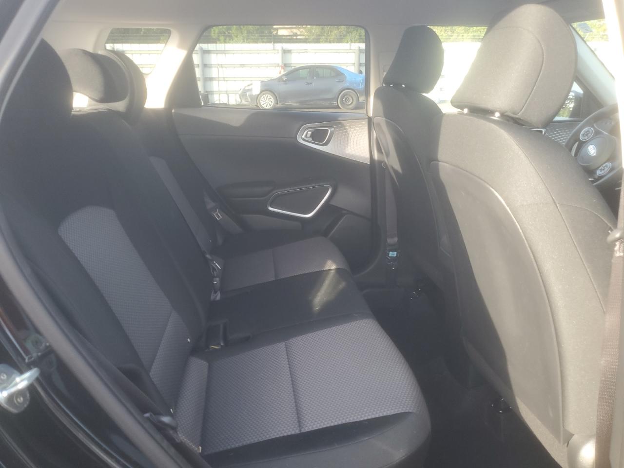 2021 Kia Soul - Image 11
