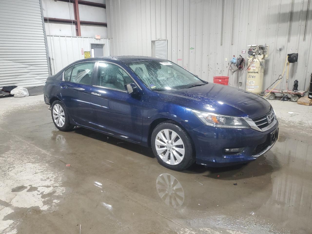 2015 Honda Accord - Image 4