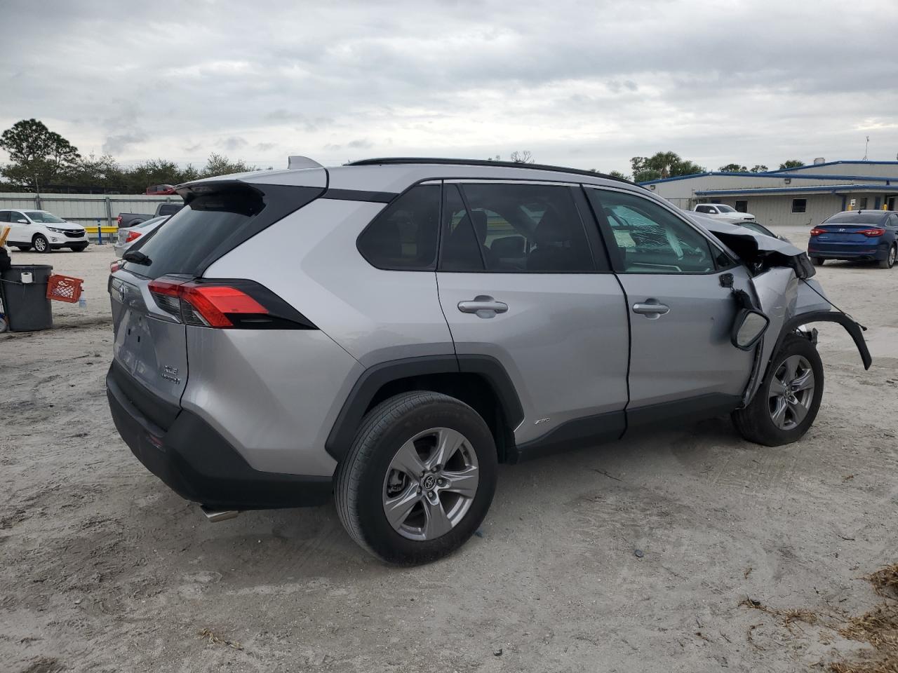 2022 Toyota RAV 4 - Image 3