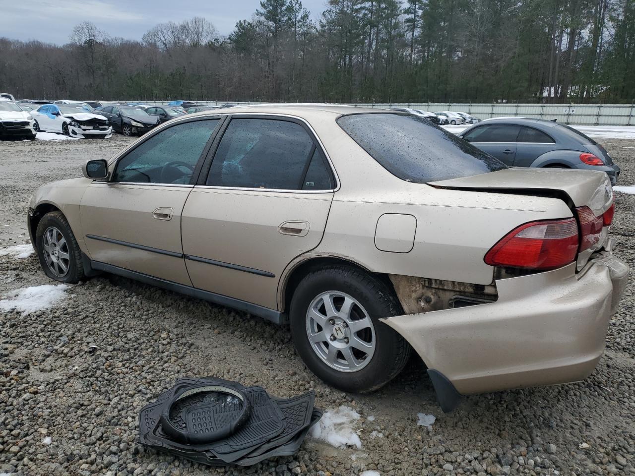 2000 Honda Accord - Image 2