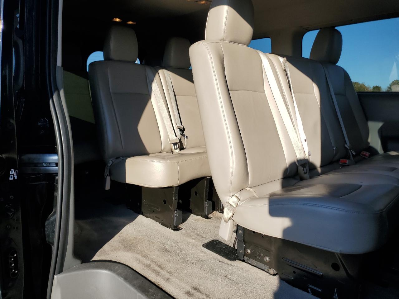 2020 Nissan NV - Image 11