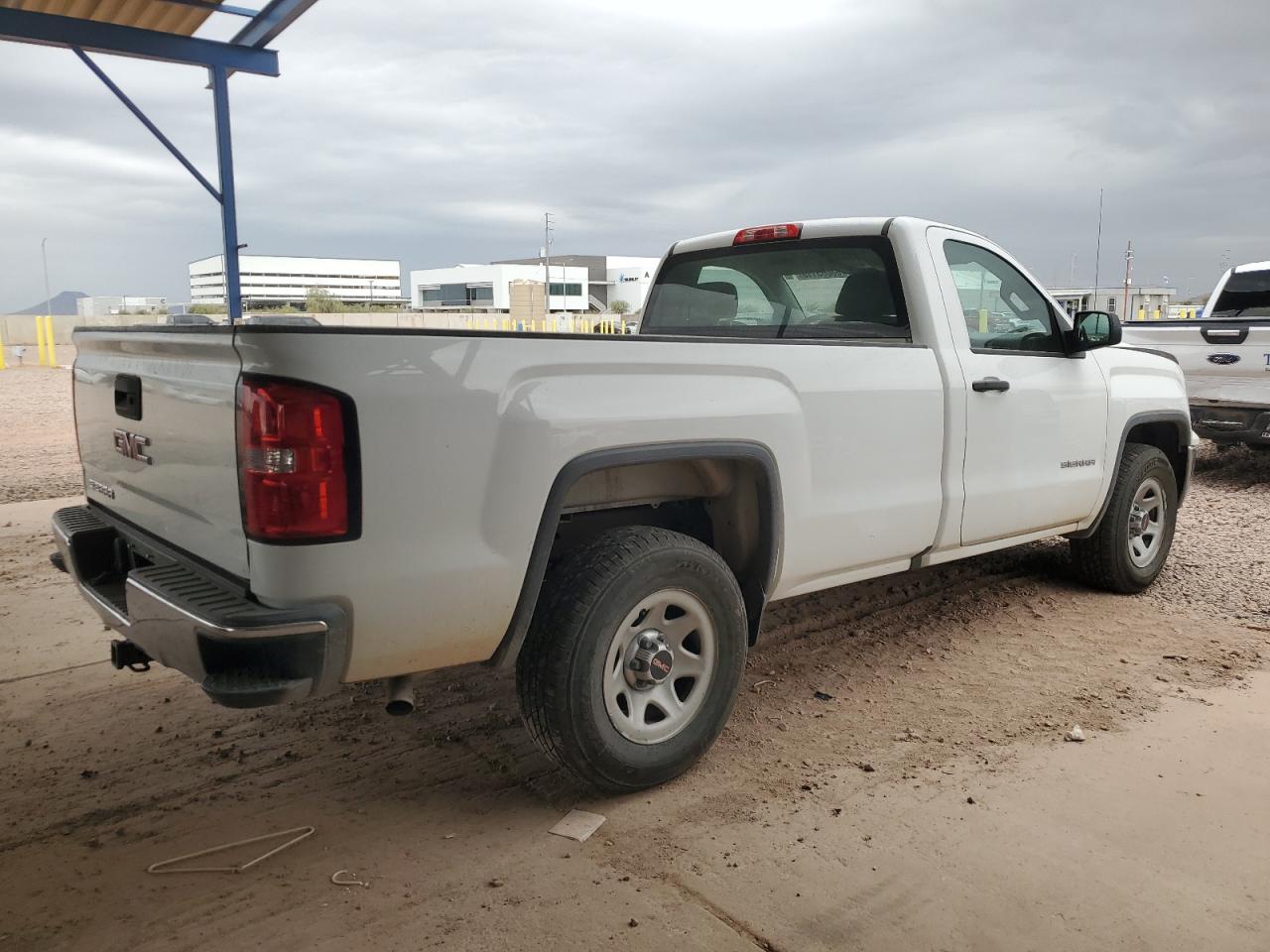 2017 GMC Sierra - Image 3