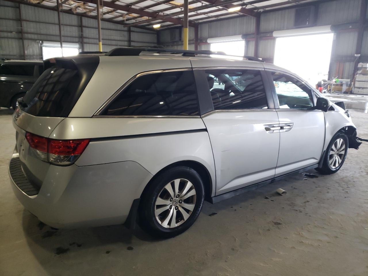 2015 Honda Odyssey - Image 3