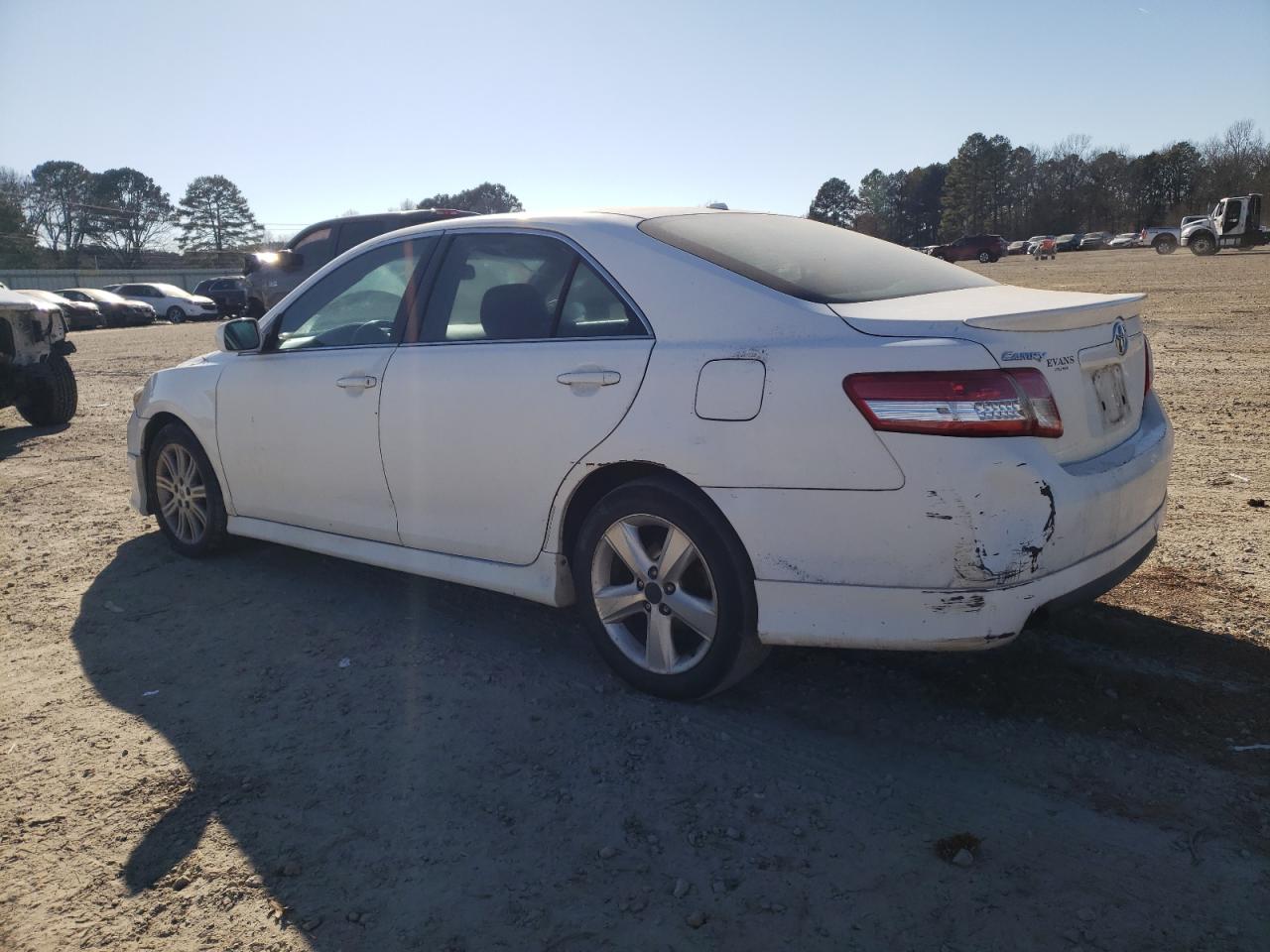 2011 Toyota Camry - Image 2