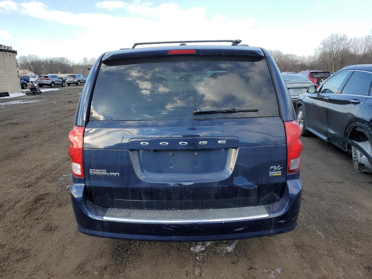 2016 Dodge Caravan - Image 6