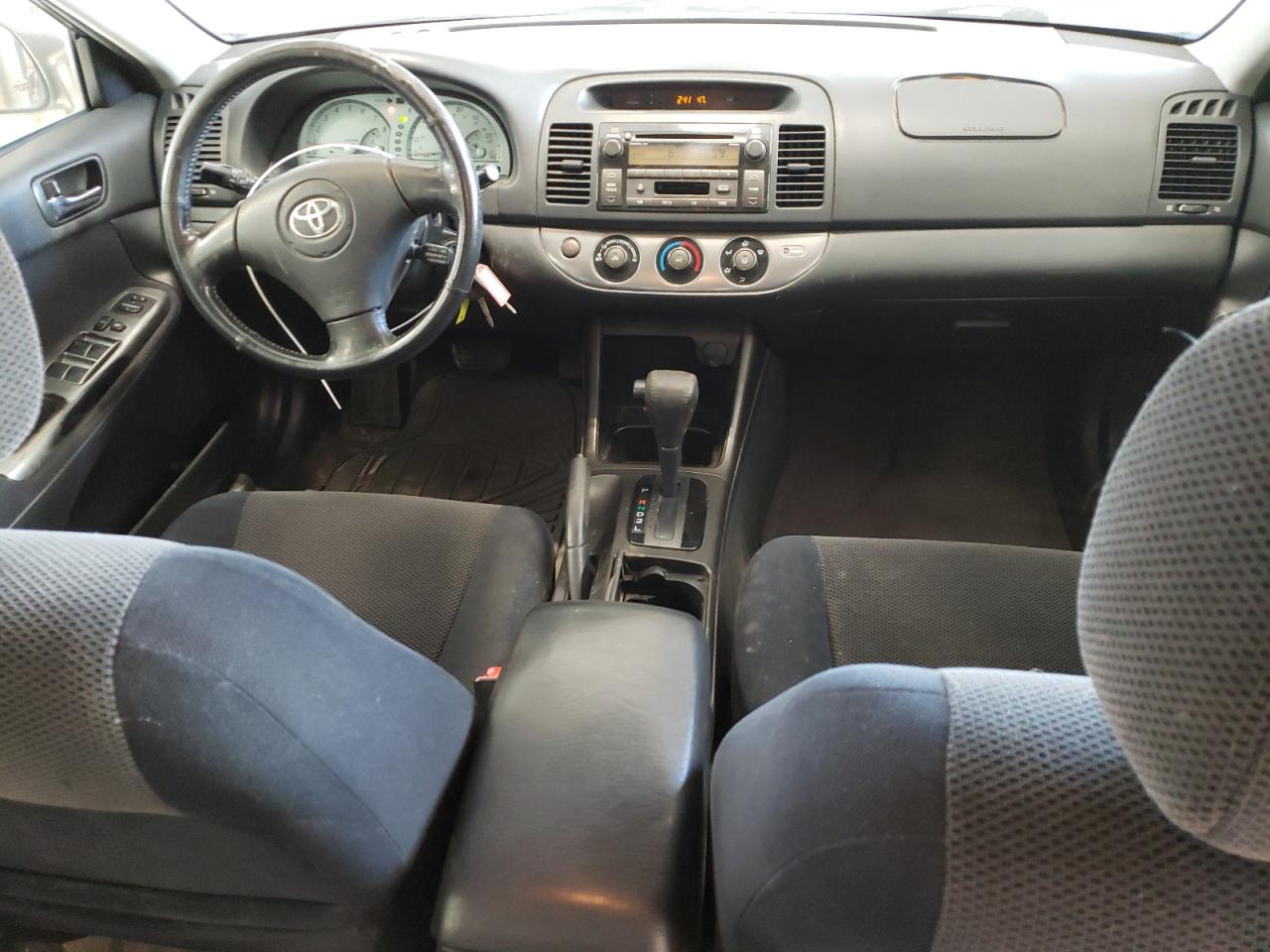 2003 Toyota Camry Le VIN: 40T1BF32K43U54774 Lot: 88545895