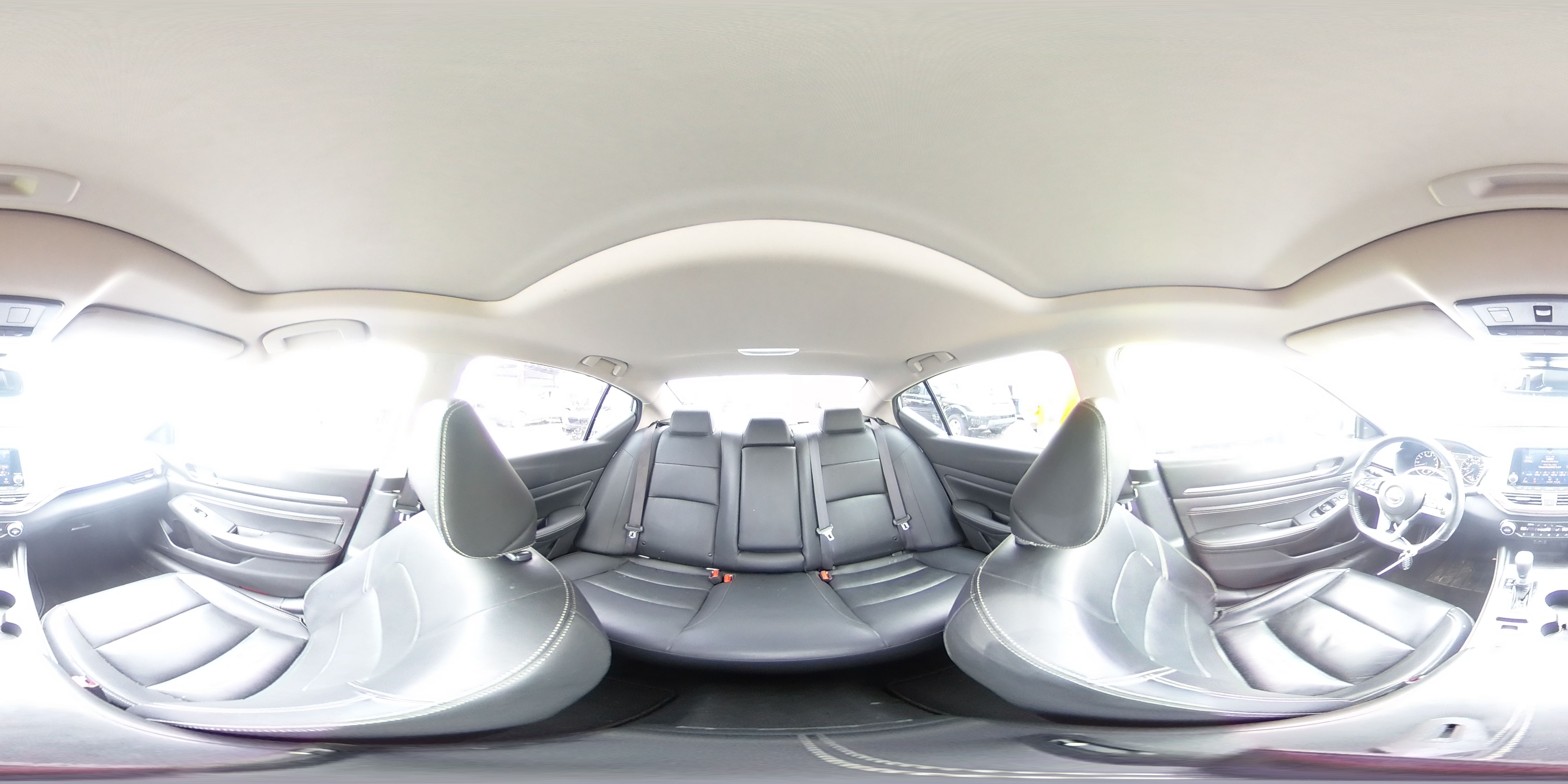 2019 Nissan Altima - Image 14