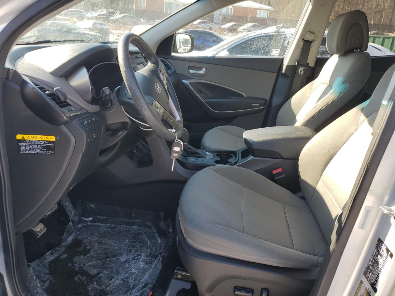 2015 Hyundai Santa Fe - Image 7