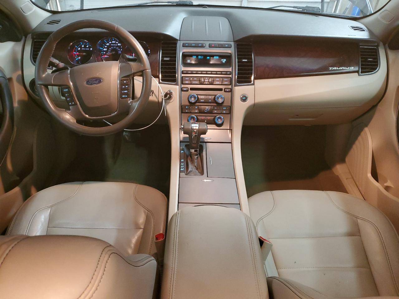 2012 Ford Taurus - Image 8