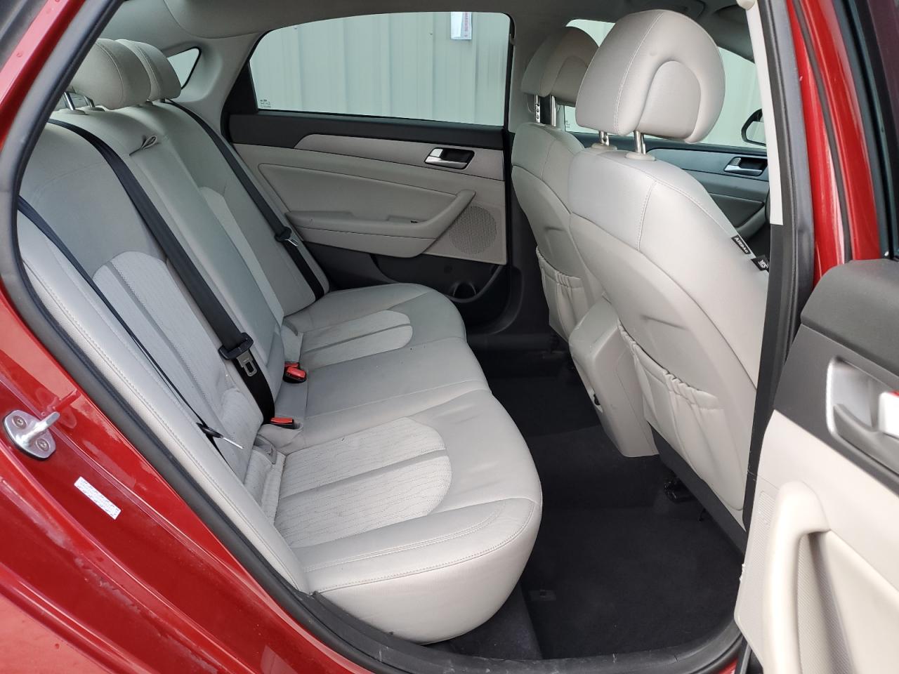 2016 Hyundai Sonata - Image 10
