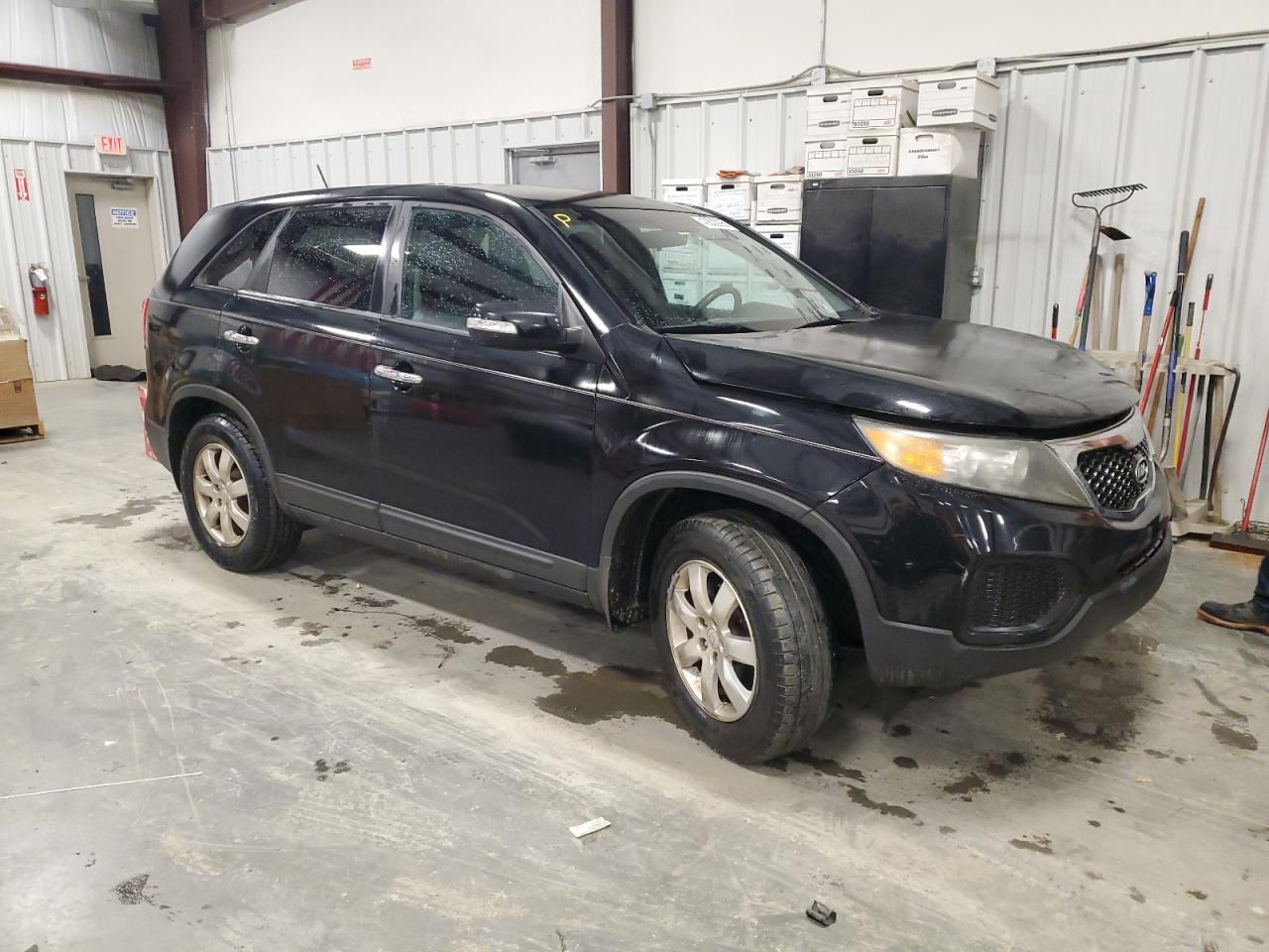 2011 Kia Sorento - Image 4