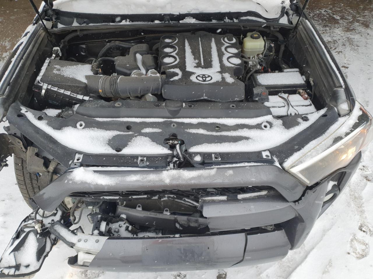 2018 Toyota 4Runner - Image 12