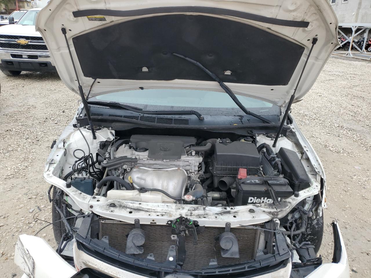 2016 Toyota Camry - Image 11