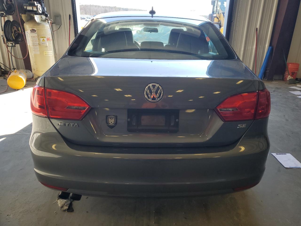 2014 Volkswagen Jetta - Image 6