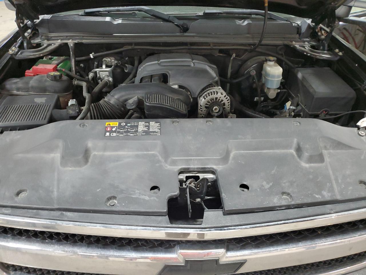 2011 Chevrolet Silverado - Image 11