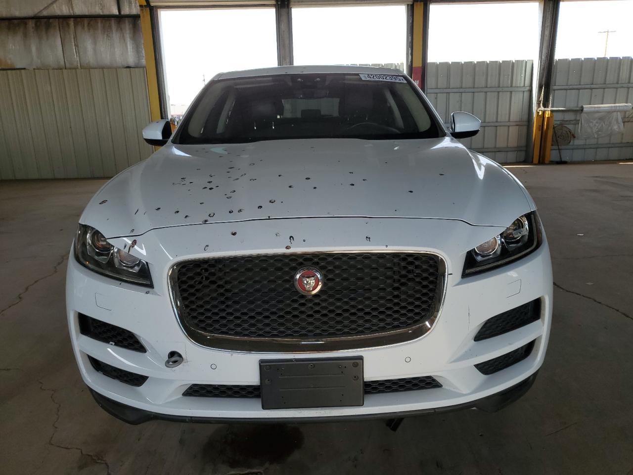 2019 Jaguar F-Pace - Image 5