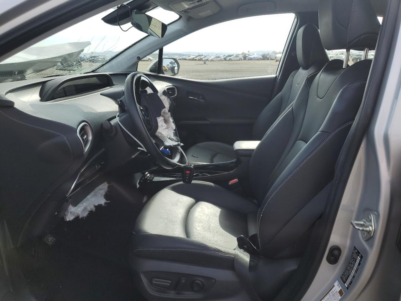2022 Toyota Prius - Image 7