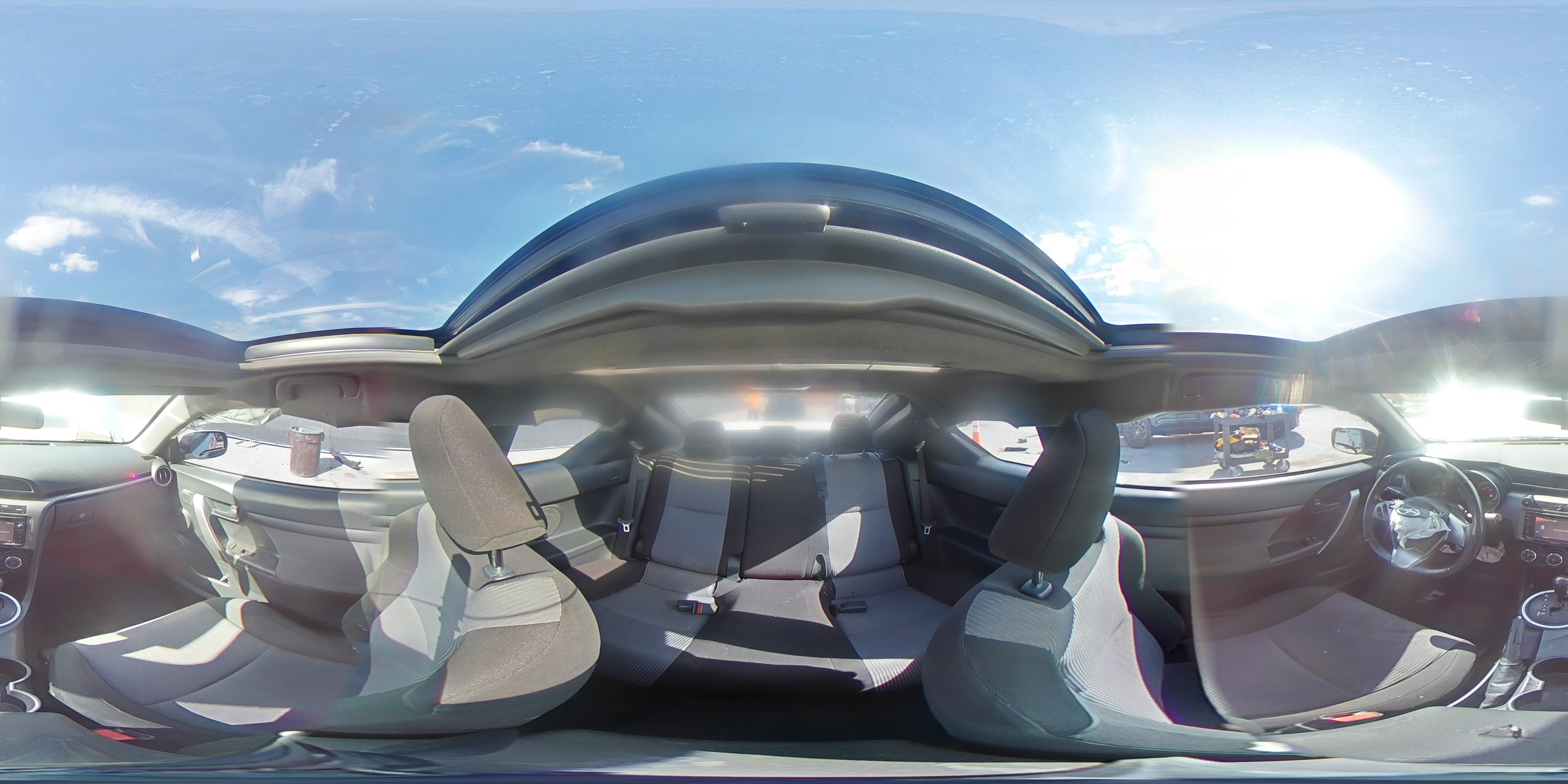 2014 Toyota tC - Image 14