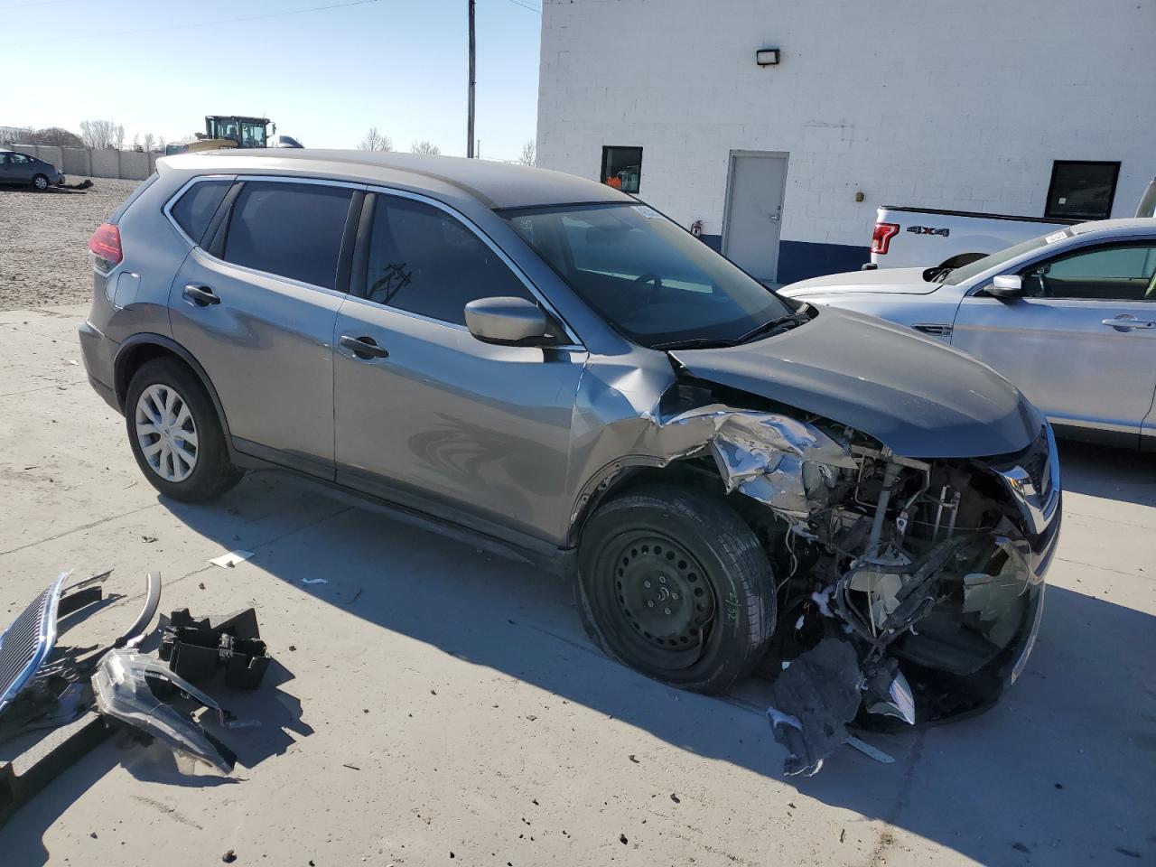 2018 Nissan Rogue - Image 4